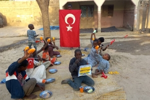 2023 yılının ilk yemek dağıtımını Afrika Kamerun ülkesinde yaptik
