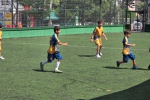 y.y.g.d. derince yaz futbol spor okulu