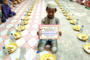 Medrese Talebelerine Yemek Dağıtımı