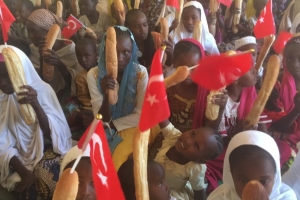 Ekmek dağıtımlarımız Afrika çad bölgesinde devam ediyor