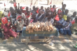 Afrika Kamerun Ekmek dağıtımı 2022