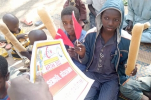 Afrika Kamerun ülkesinde Ekmek dağıtımı yapıldı.