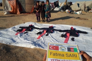 Afganistan Yetim Giydirme kıyafet dağıtımı 2022