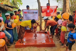 Arakan kamplarında Hz. Hud A.s su kuyusunun açılışını yaptık
