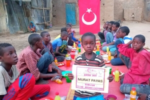 Ramazan ayı Afrika Nijerya iftar yemeği dağıtımı