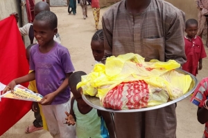 Afrika Kamerun Adak kurban kesimi ve ihtiyaç sahibi ailelere dağıtımı Temmuz 2022