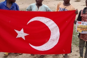 Afrika Kamerun Adak kurban kesimi ve yetim yoksul ailelere dağıtımı Temmuz 2022