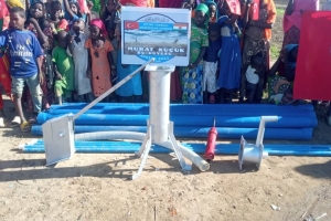 Afrika Nijer Su kuyusu Temel Atma programı Murat Küçük sukuyusu 2022