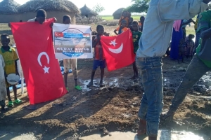 Afrika Nijer Su kuyusu sondaj çalışması Murat Küçük su kuyusu Temmuz 2022