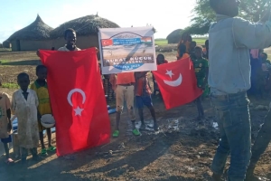 Afrika Nijer Su kuyusu sondaj çalışması Murat Küçük su kuyusu Temmuz 2022