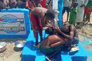 Afrika Nijer Murat Küçük Su kuyusu Açılış zamanı geldi Temmuz 2022 