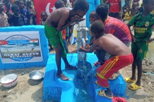 Afrika Nijer Murat Küçük Su kuyusu Açılış zamanı geldi Temmuz 2022 