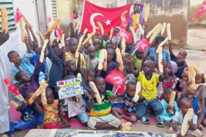 Afrika BENİN Ekmek Dağıtımlarımız devam ediyor Ağustos 2022 
