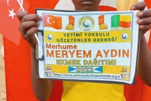 Ekmek dağıtımlarımız devam ediyor Bugün Afrika Benin de yetim ve yoksul ailelere dağıtıldı Eylül 2022