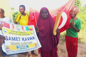 Afrika Benin'de yetim ve yoksul ailelere ekmek dağıtımı yapıldı Yetimi ve yoksulu gözetenler Derneği Eylül 2022