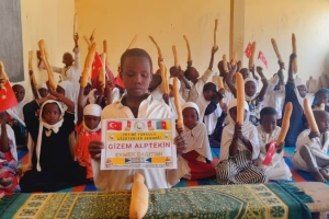 Ekmek dağıtımlarımız Afrika Kamerun'da devam ediyor 