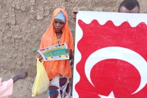 Afrika Çad bölgesinde kurban kesilip yetim ve yoksul ailelere dağıtıldı Kasım 2022