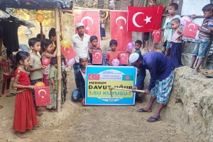 Bangladeş Arakan kampları merhum Davut Uğur su kuyusu temel atma ve sondaj çalışmaları