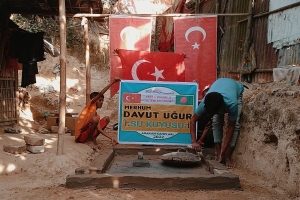 Bangladeş Arakan kampları merhum Davut Uğur su kuyusu açılış töreni