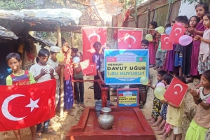 Bangladeş Arakan kampları merhum Davut Uğur su kuyusu açılış töreni