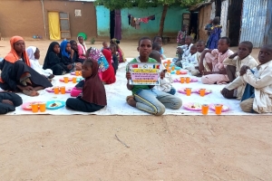 Yemek dağıtımlarımız devam ediyor Afrika Çad bolgesinde merhume Zühre açılan adına ekmek dağıtımında bulunduk 