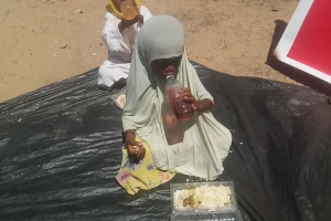 Afrika Madagaskar bölgesinde yemek degitimi yapildi