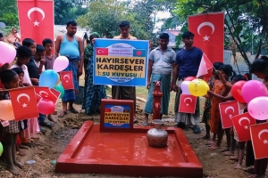 Hayır sever kardeşler su kuyusu açılışı yapıldı 