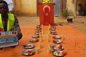 Cad ülkesinde yetim yoksul çocuklara yemek dağıtımlarumiz dev ediyor Aralık 2022