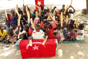 Afrika Kamerun ekmek dağıtımı Aralık 2022