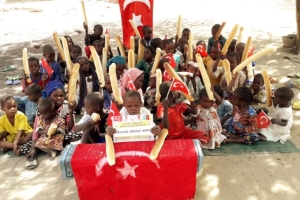 Afrika Kamerun ekmek dağıtımı Aralık 2022