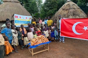 Afriga uganda'da ekmek dağıtımlarimiz devam ediyor Aralık 2022