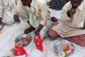 Afrika chat yemek dağıtım ı Aralık 2022