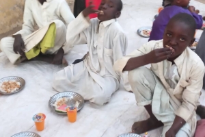 Afrika chat yemek dağıtım ı Aralık 2022