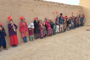 Afganistan ekmek dağıtımı 