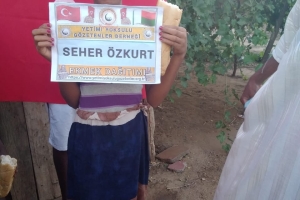 Afrika madagaskar ekmek dağıtımı 