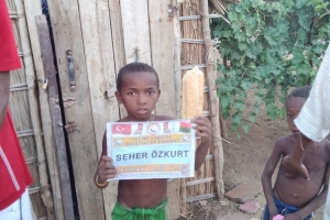 Afrika madagaskar ekmek dağıtımı 