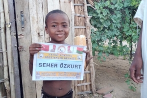 Afrika madagaskar ekmek dağıtımı 