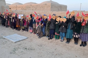 2023 yılının ilk yurtdışı faaliyetini Afganistan'da ekmek dağıtarak yaptık