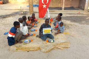 2023 yılının ilk yemek dağıtımını Afrika Kamerun ülkesinde yaptik