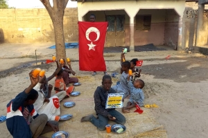 2023 yılının ilk yemek dağıtımını Afrika Kamerun ülkesinde yaptik