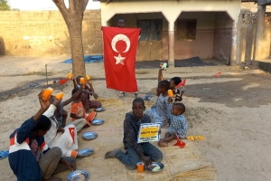 2023 yılının ilk yemek dağıtımını Afrika Kamerun ülkesinde yaptik