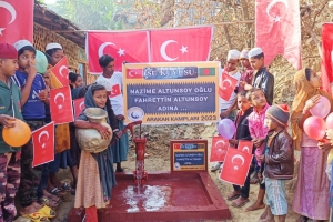 Arakan kamplarında su kuyusu açılışı 2023