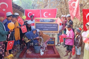Arakan kamplarında su kuyusu açılışı 2023