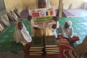 Afrika Kuran-ı kerim dağıtımı