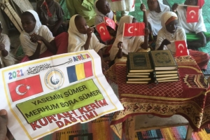 Afrika Kuran-ı kerim dağıtımı
