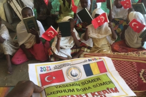 Afrika Kuran-ı kerim dağıtımı