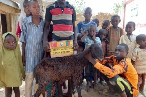 Afrika Kamerun Adak kurbanı