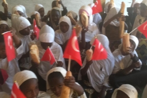 Ekmek dağıtımlarımız Devam ediyor