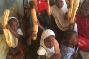 Ekmek dağıtımlarımız Devam ediyor