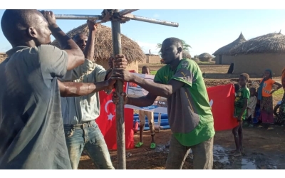 Afrika Nijer Su kuyusu sondaj çalışması Murat Küçük su kuyusu Temmuz 2022